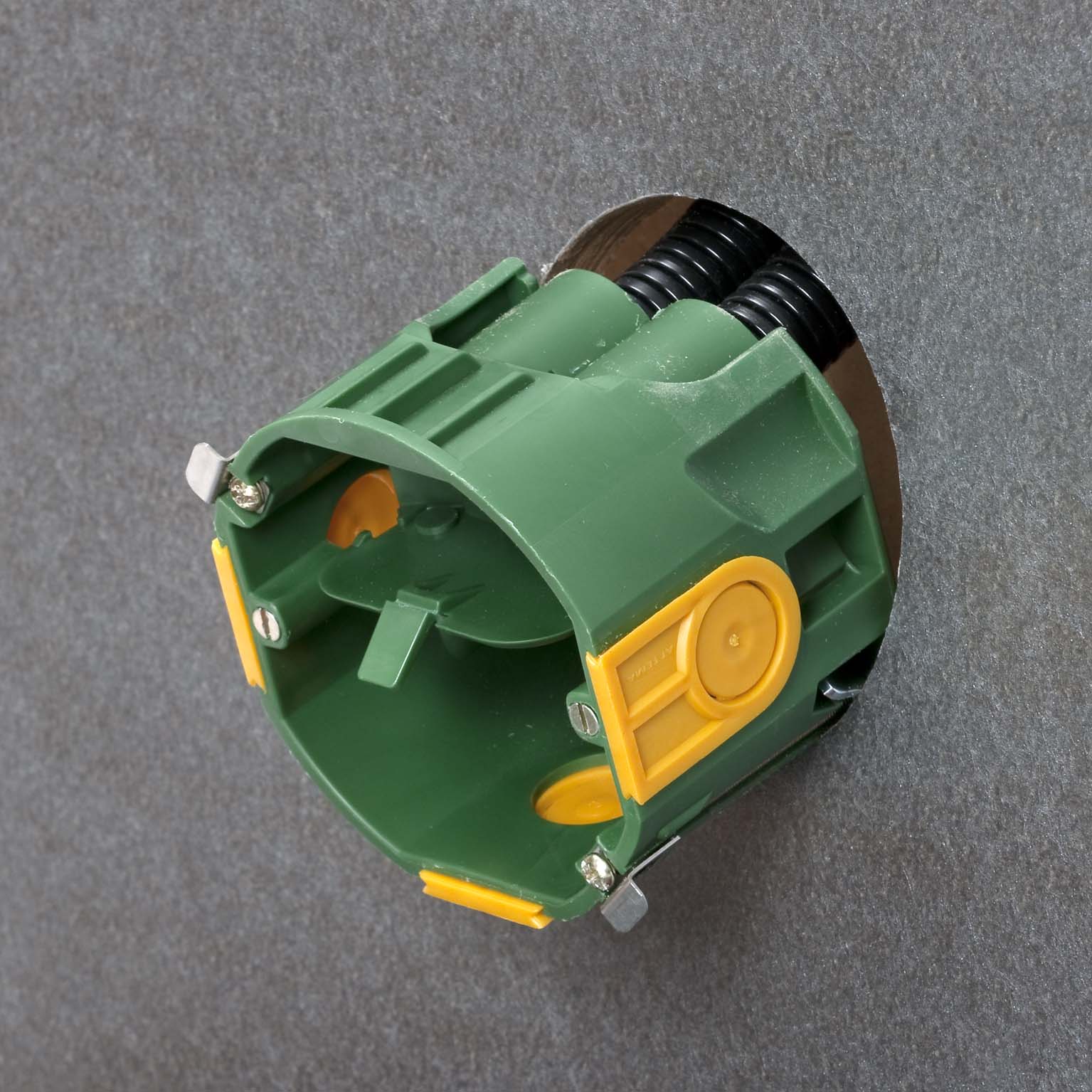 Multiboks UHW 50